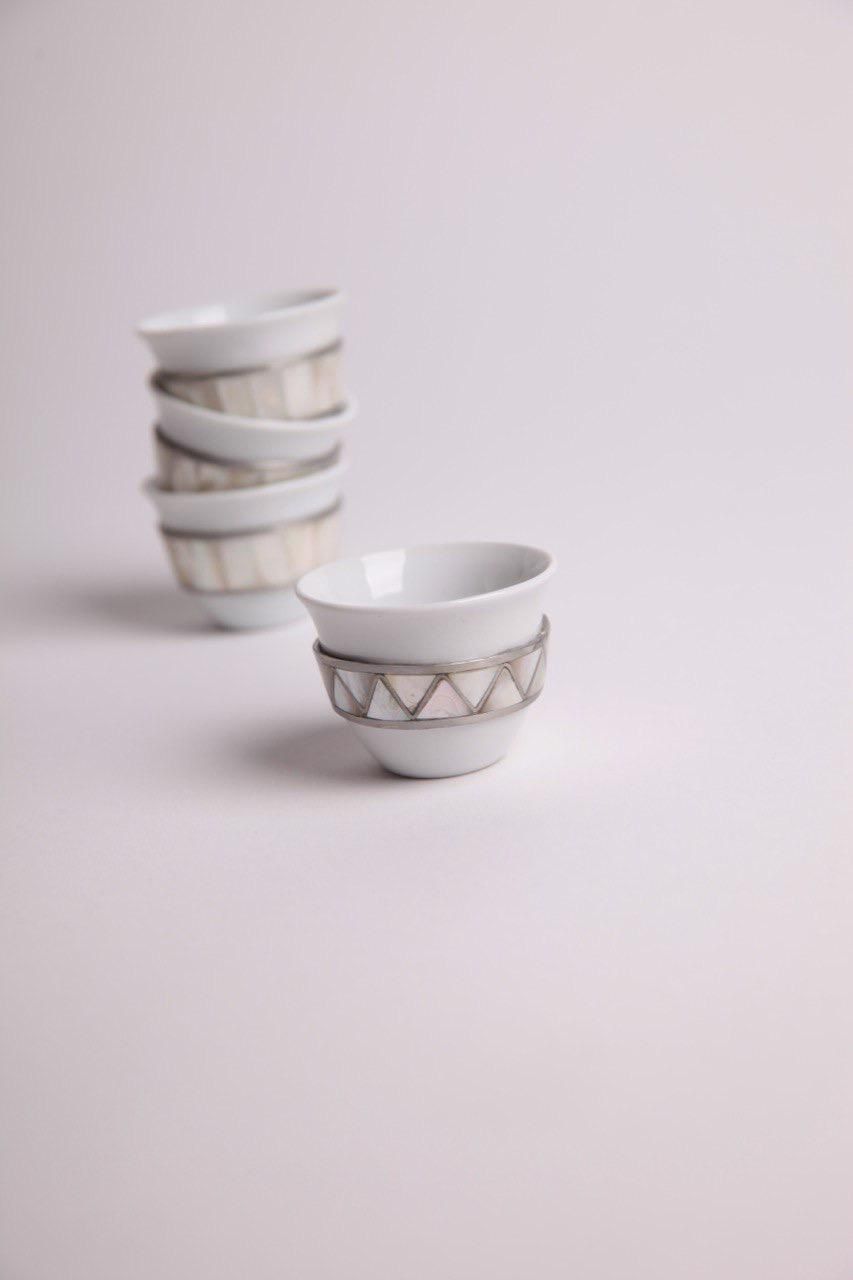 coffee cups set with msadaf triangle line pattern - with plixiglass box