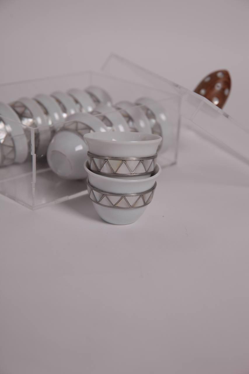 coffee cups set with msadaf triangle line pattern - with plixiglass box