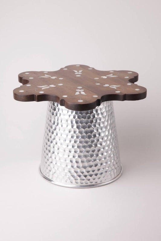 msadaf wooden tray with fancy metal stand