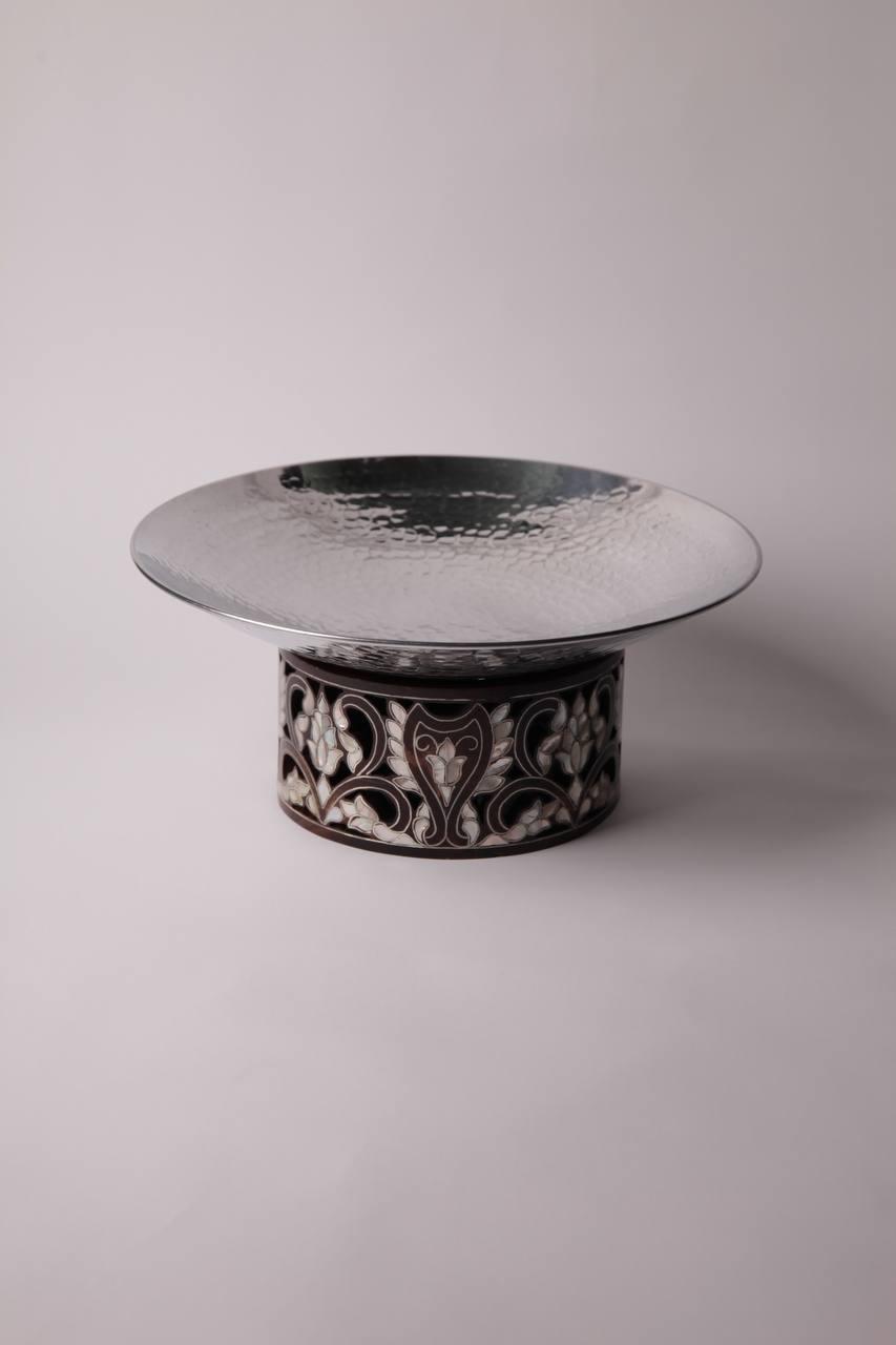 Msadaf Wooden Round  Base With Metal Tray 1
