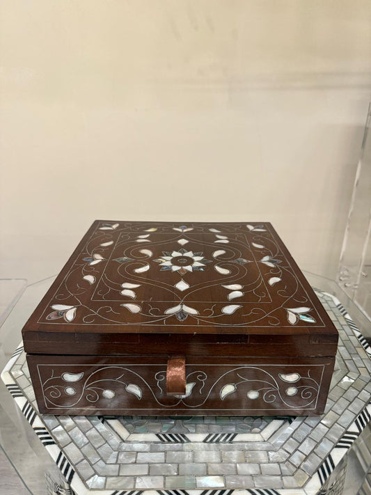 Square Wooden Msadaf Box ( Center Star )